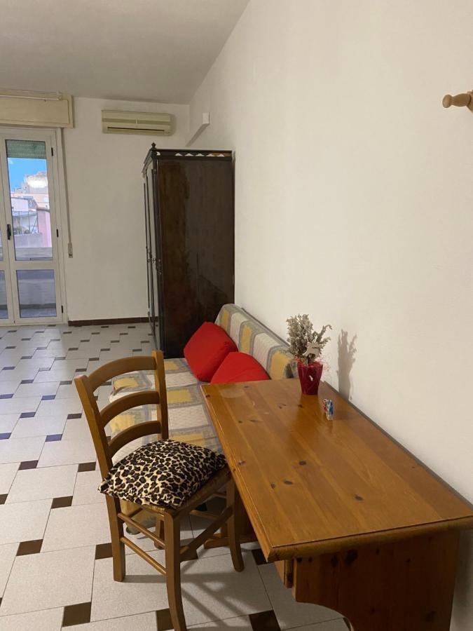 Casa Vacanze Gilli Hotel Cagliari Eksteriør billede