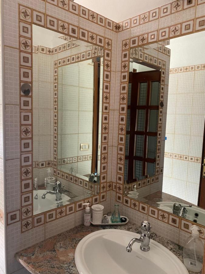 Casa Vacanze Gilli Hotel Cagliari Eksteriør billede